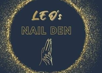 Leo's Nail Den logo with golden ring, located in Pretoria, Gauteng, ZA.