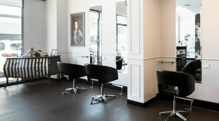 Vescada Hair and Beauty