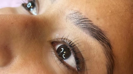 Lash Out Lashes