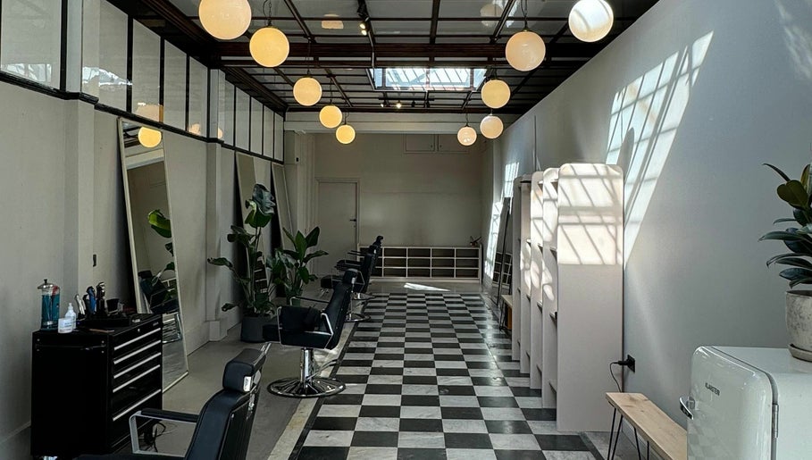 hình ảnh 1 của MOAI Barber Studio