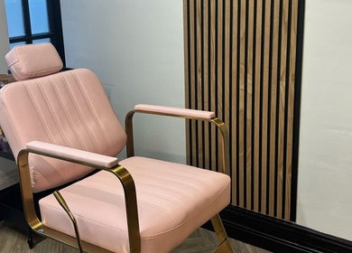 Elegant pink beauty chair at The Glam Bar, Midleton, County Cork, IE. A blend of comfort and style in a serene setting.