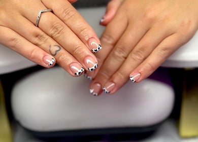 Dalmation-style nail art at Bree Taylorr, Weymouth, England, GB.