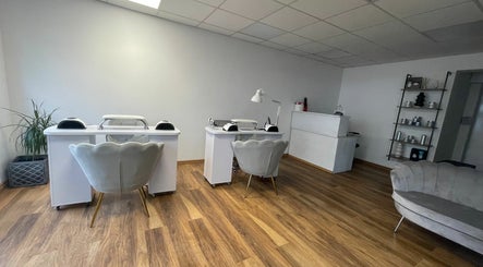 EDC Beauty Salon imaginea 3