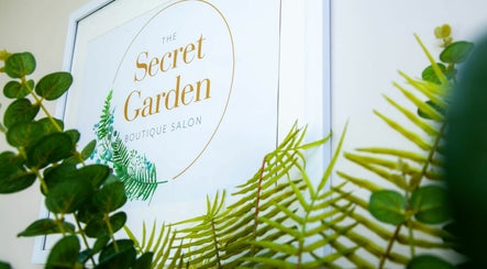 The Secret  Garden Salon, bild 2
