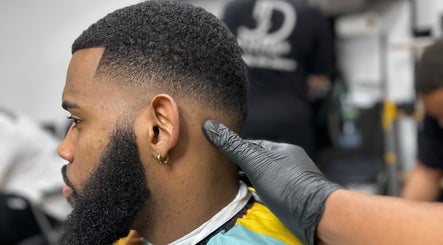 Expert barber fade at José J&DBarbers Studio, Manchester, England, GB.