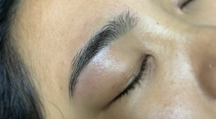 MM Brows image 2