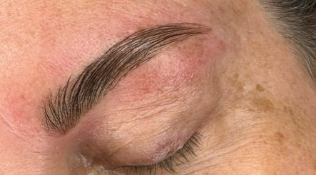 MM Brows image 3