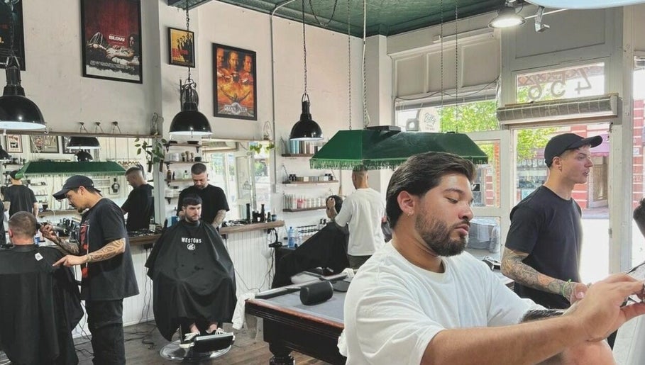 Image de Westons Barbers Northbridge 1