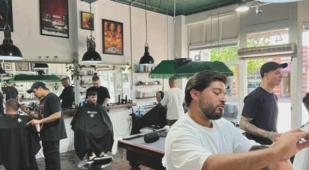 Westons Barbers Northbridge