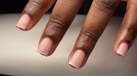 NameLessNailz