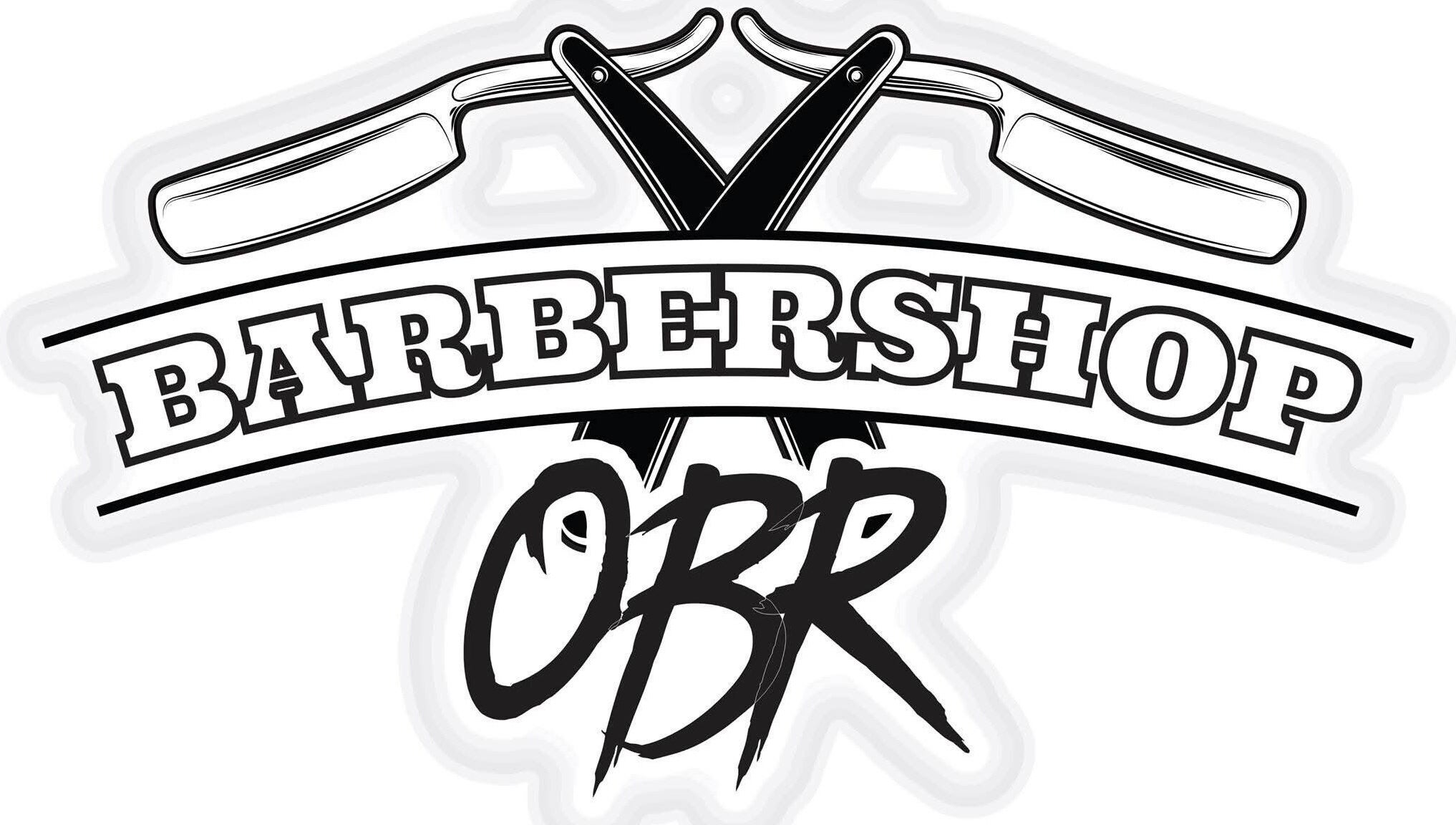 Logo de Barberia OBR en Santiago De Querétaro, Querétaro, MX, con clásica navaja y letras estilizadas.