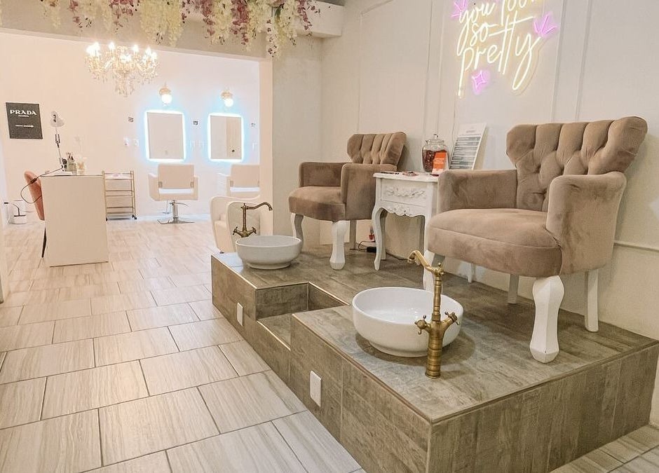 Elegante espacio de pedicura en Genoveva Beauty Studio, Oaxaca De Juárez, Oaxaca, MX.