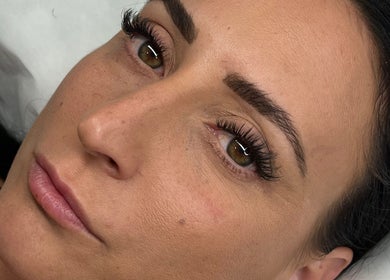 Enhanced eyelashes from Glamour Goddess Lashes in Bonogin, Queensland, AU showcase elegant beauty.
