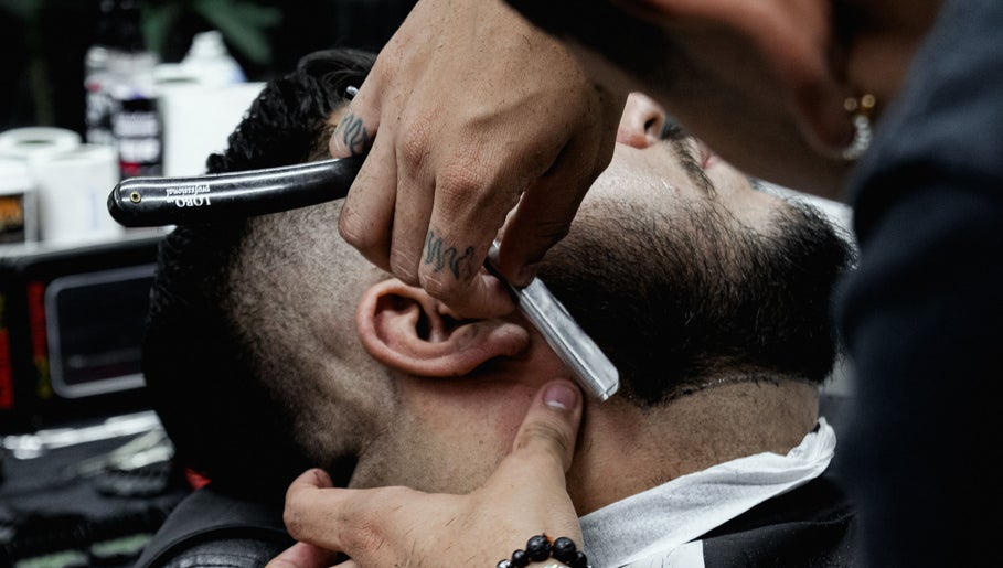 Barba Brava Barbería image 1