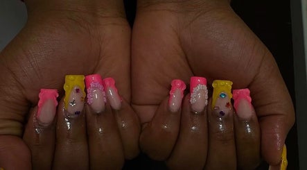 Honeybnails