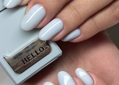 Chic nails at GELuxe Nail Studio, Dapto, New South Wales, AU with soft pastel polish.