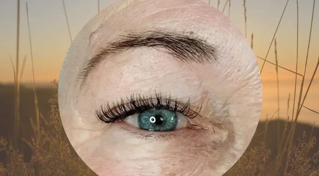 Close-up de l'oeil magnifiquement maquillé, Hermes beauty, Sainte rose, Guadeloupe, GP.