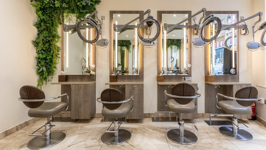 Michaeljohn Salon and Medispa image 1