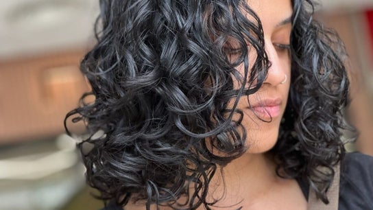 Curl Care at Vasant Vihar