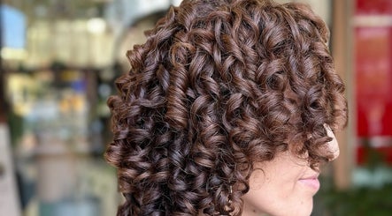 Curl Care at Vasant Vihar image 2