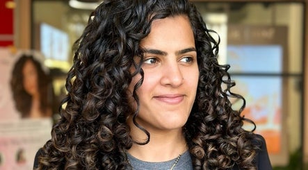 Curl Care at Vasant Vihar image 3