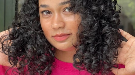 Curl Care - Noi Tre Khan Market image 2