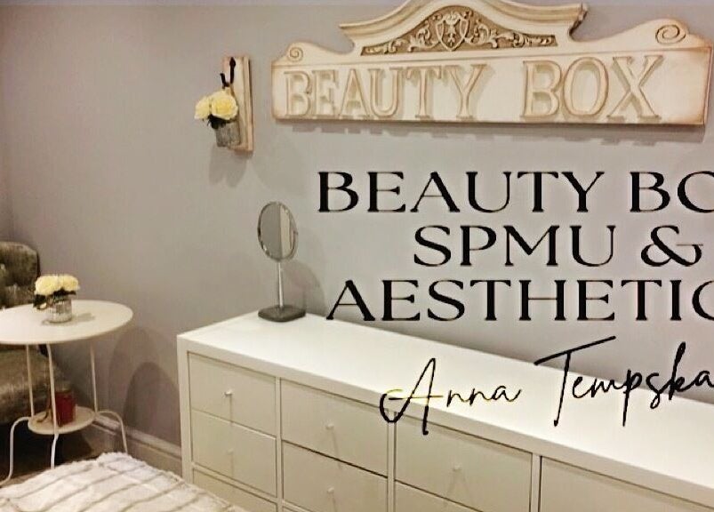 Elegant interior of Beauty Box SPMU & Aesthetics Anna Tempska, Bingham, England, GB, featuring chic decor and furniture.
