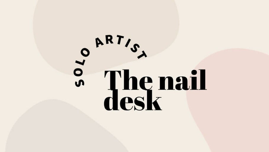 The nail desk billede 1