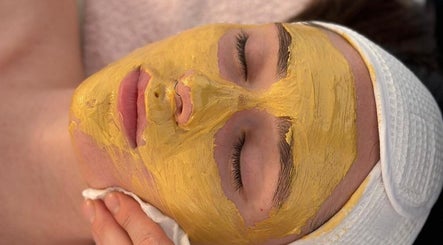 Facials by MS imagem 2