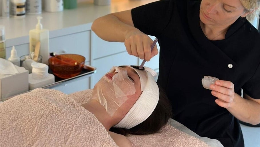 Image de Facials by MS 1