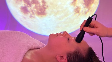 Image de Facials by MS 3