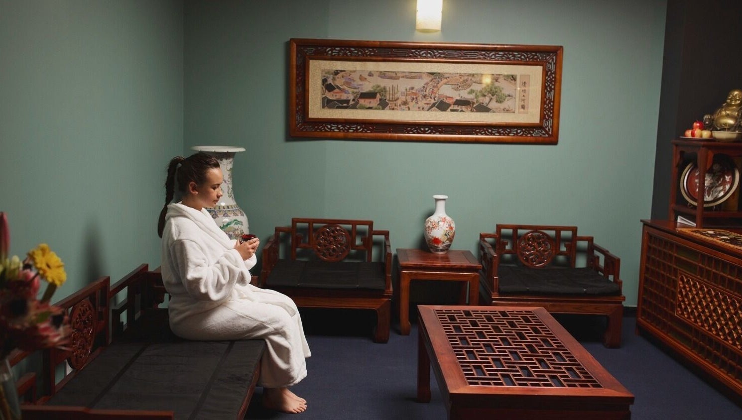 Relaxing spa room at Jun Lin Spa - Sandy Bay with elegant decor, Sandy Bay, Tasmania, AU.