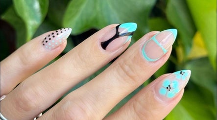 Voodoo Nails
