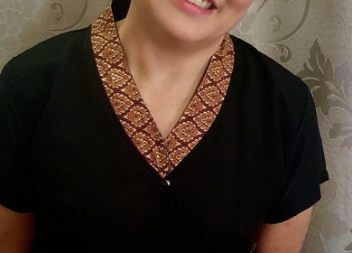 Menta Thai Massage-Nyárliget terapeuta mosolyog, Sarród, HU.