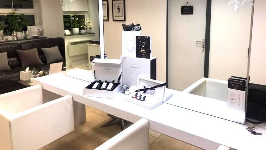Bespoke Hairdressing Ltd  image 1