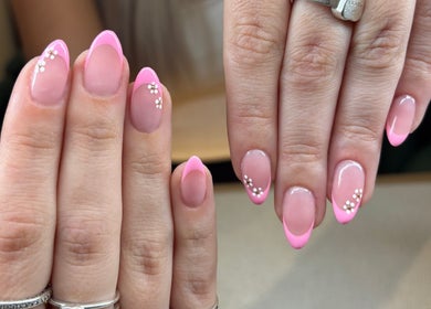 Elegant pink floral nail art at The Beauty Drop Norwich, Blofield, England, GB.