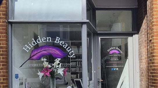 Bare Nailscessity @ Hidden Beauty