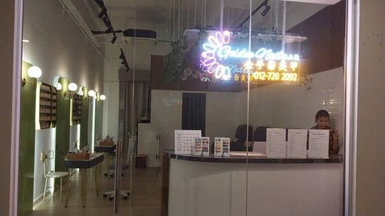 Golden Nail Bar