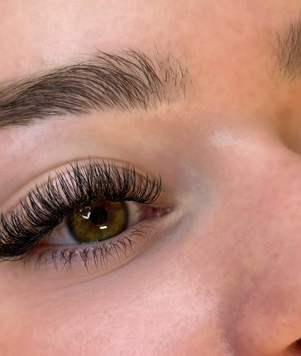 Lashes by Charl image 2