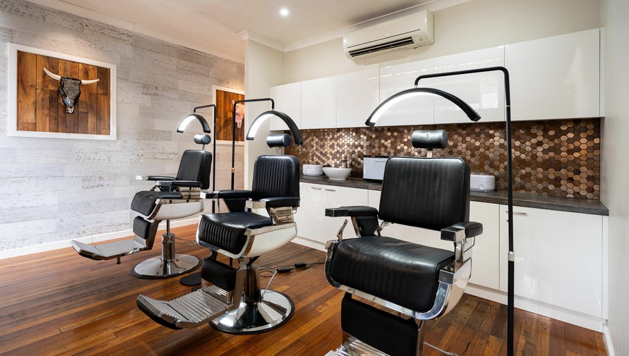 Honey Tusk Eyebrow Studios - Rozelle image 1