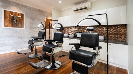 Honey Tusk Eyebrow Studios - Rozelle