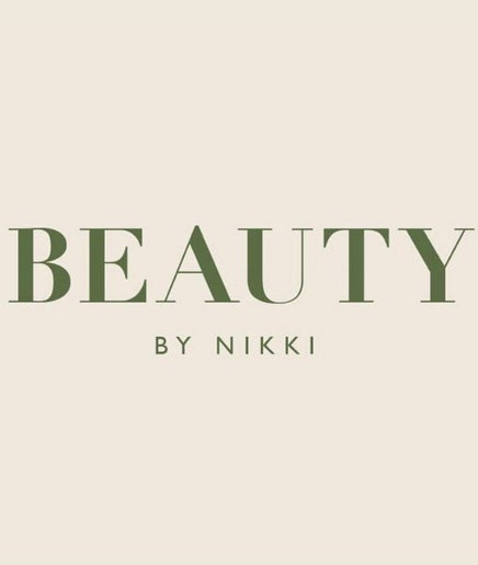 Beauty by Nikki billede 2