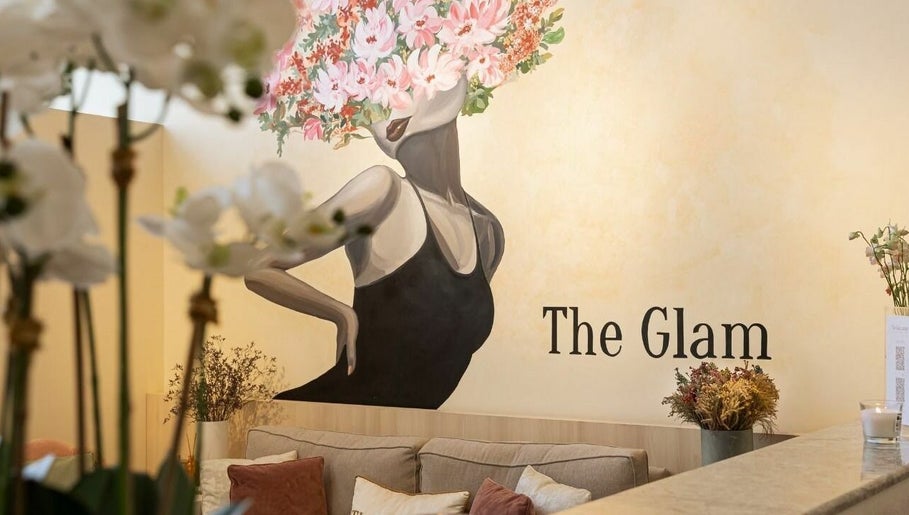 The Glam – kuva 1