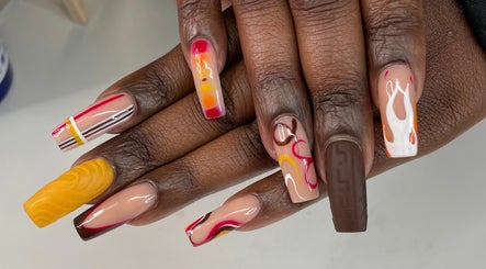 Nubian Nails, bild 3