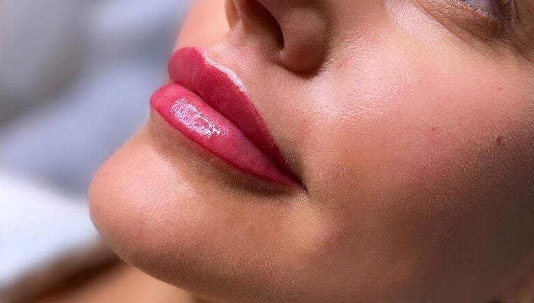 Lip Candi image 1