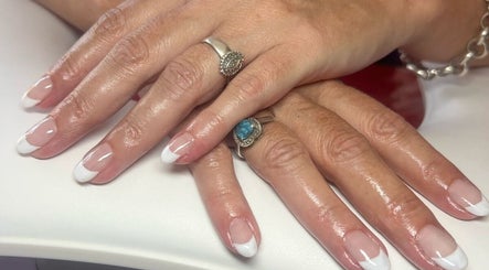Addictive Beauty image 3
