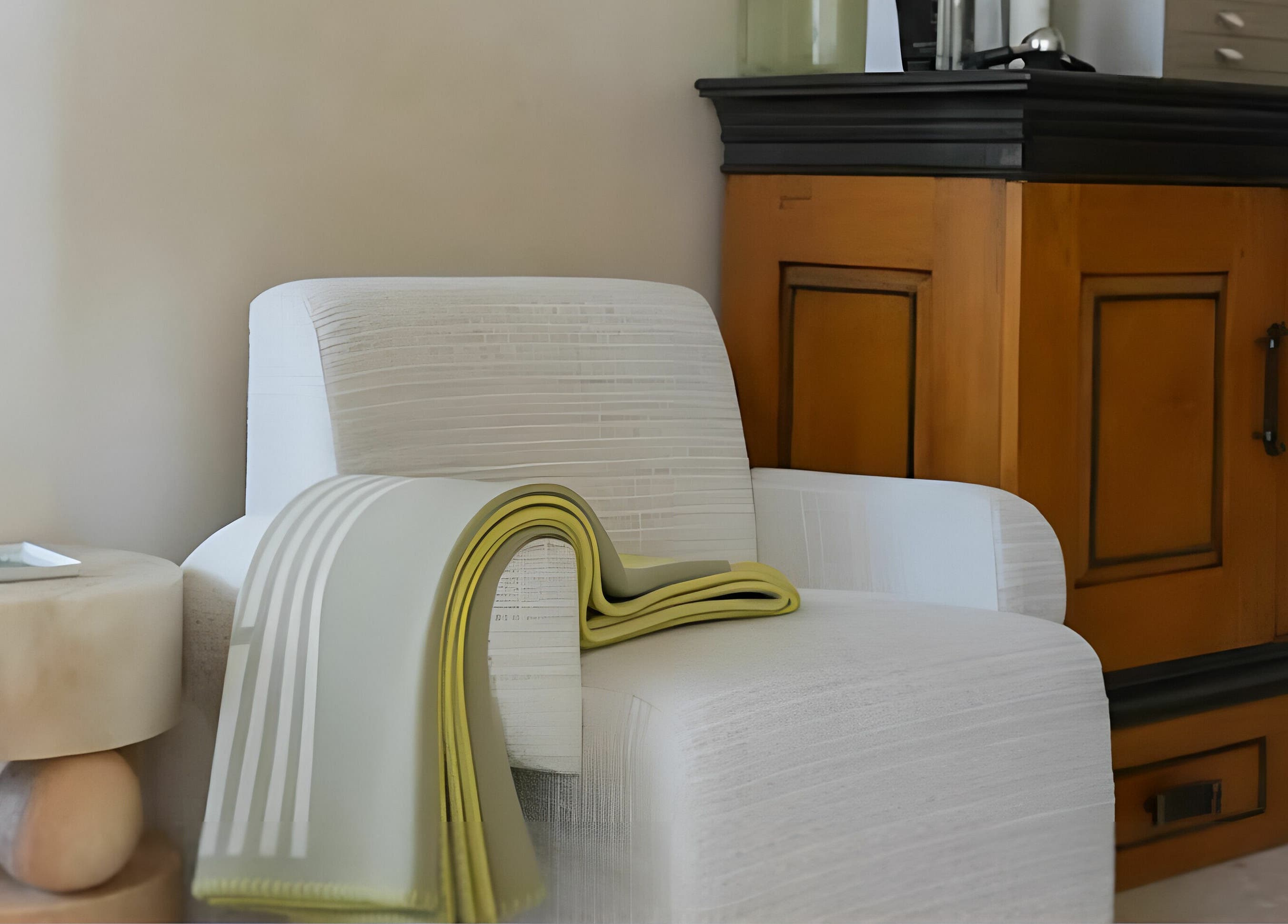 Elegant seating in GAARA SPA, Doha. A cozy retreat with luxury decor inviting relaxation.