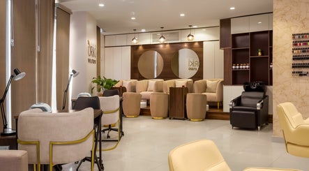 Anoint Hair Restoration Center VI image 3