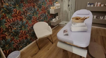 AV Madera Therapy