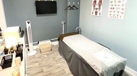 Urban Therapy Liverpool Street London - Massage Clinic & Spa